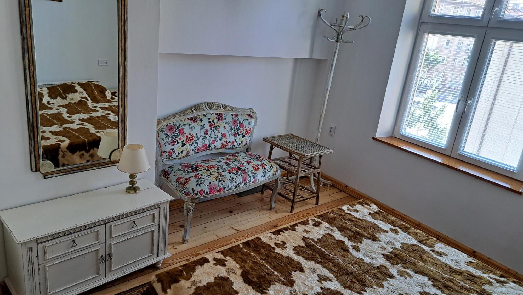 Modern & Old Apartment Sofia Luaran gambar