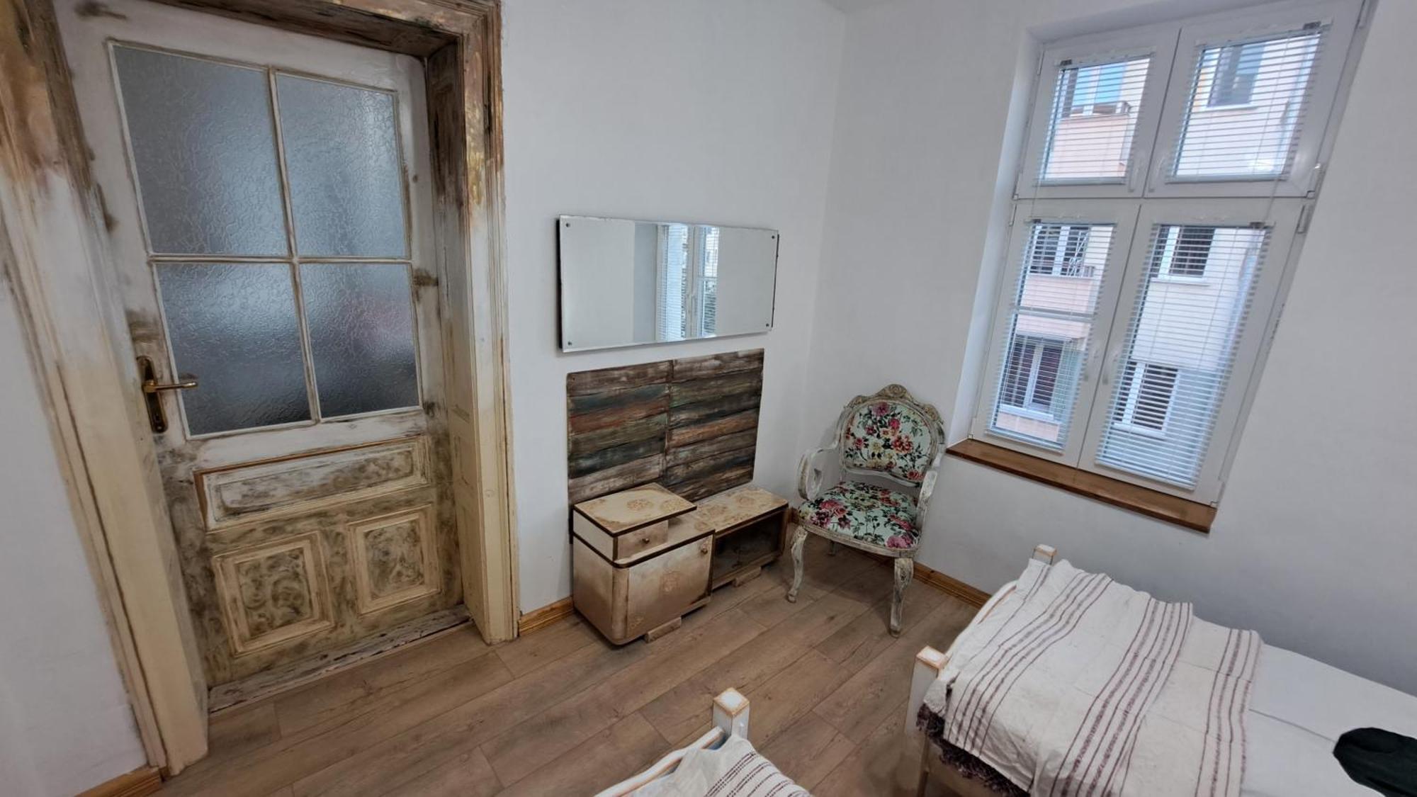 Modern & Old Apartment Sofia Luaran gambar
