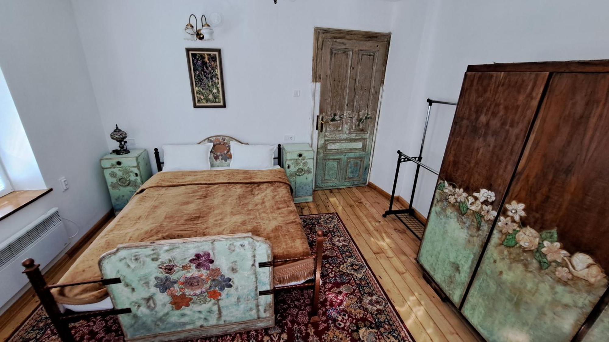 Modern & Old Apartment Sofia Luaran gambar